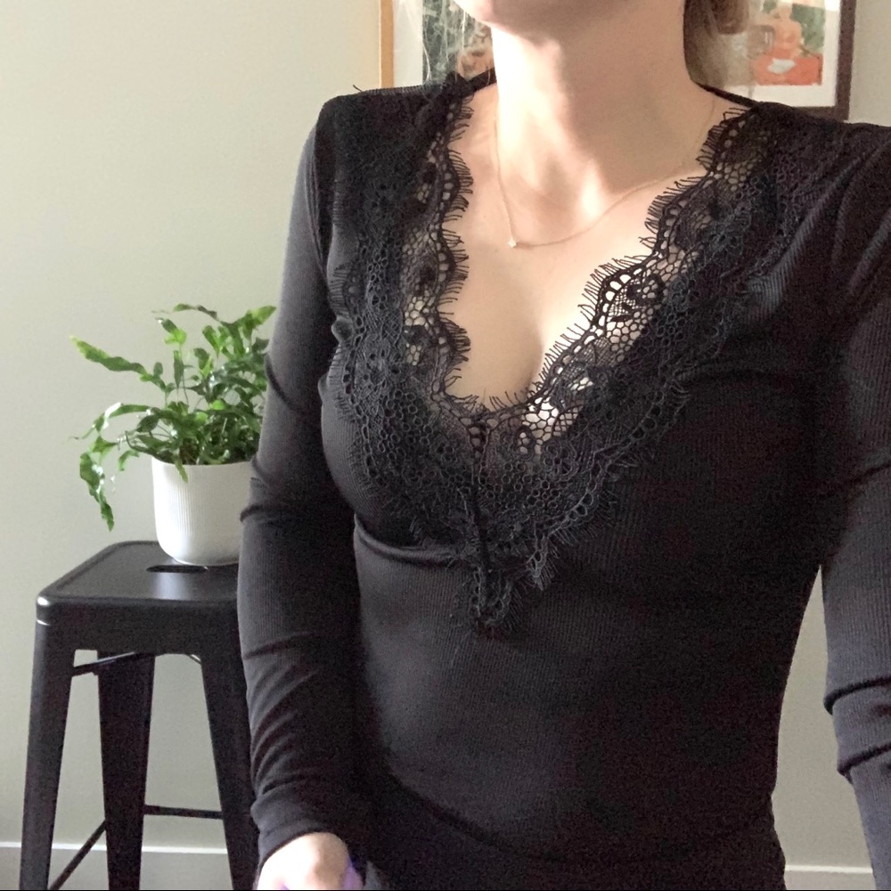 New Look- Lacy Bodysuit - Picture 7 of 9